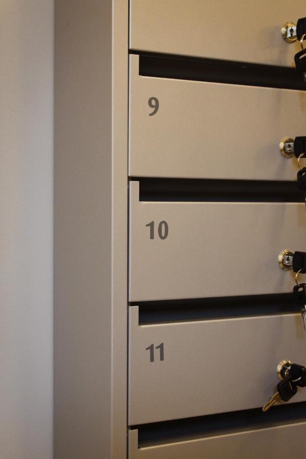 Emajoe Keeltekool Apartment Tartu Exteriör bild