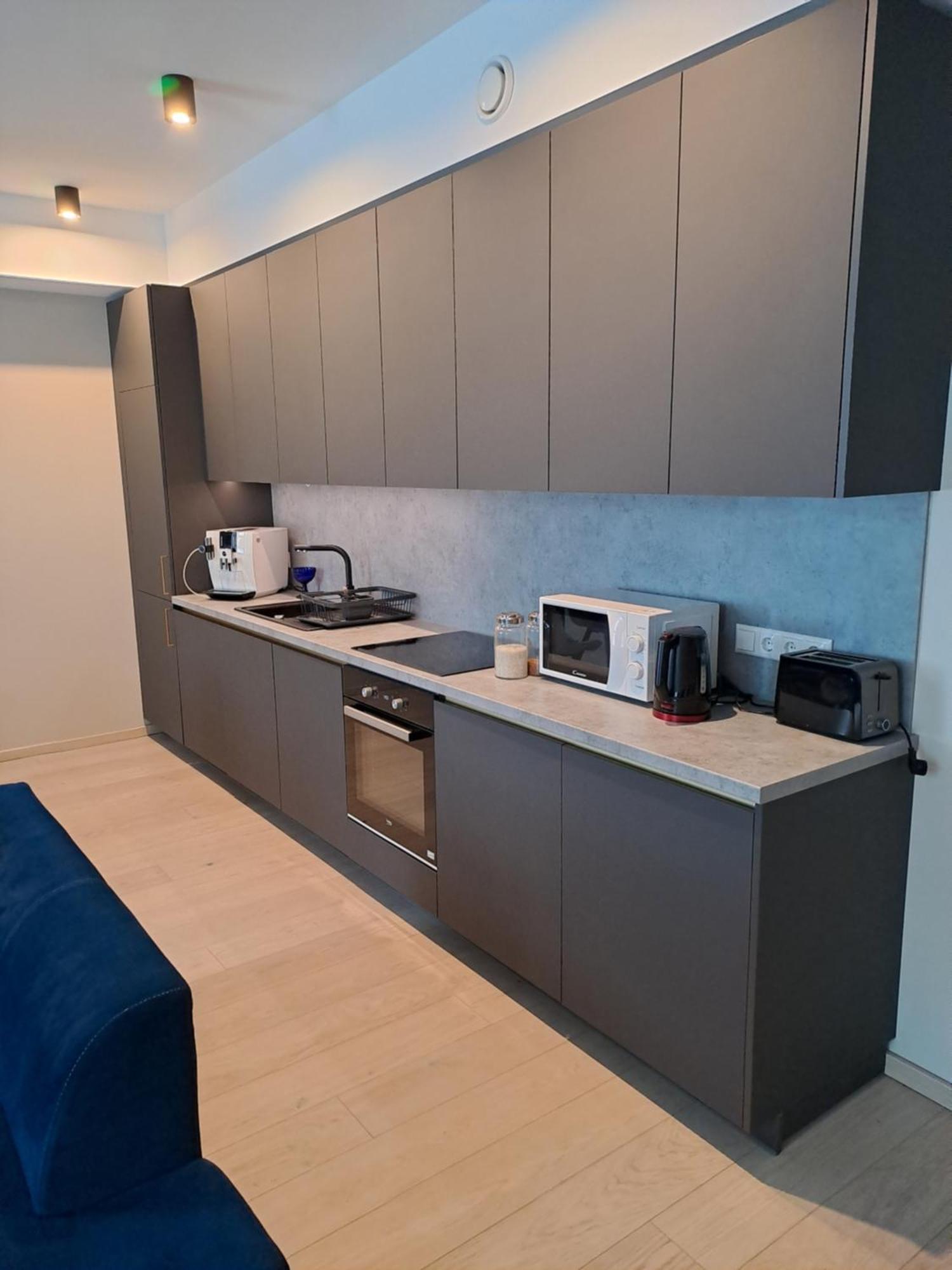 Emajoe Keeltekool Apartment Tartu Exteriör bild